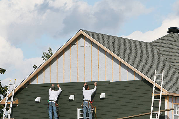 Professional Emergency Siding Repair technician working in Kingston, NJ